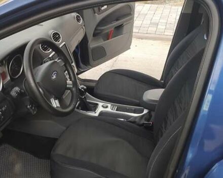 Синий Форд Фокус, объемом двигателя 1.6 л и пробегом 240 тыс. км за 5100 $, фото 5 на Automoto.ua