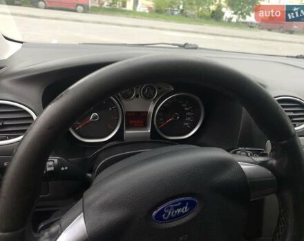 Синій Форд Фокус, об'ємом двигуна 1.6 л та пробігом 307 тис. км за 4700 $, фото 31 на Automoto.ua