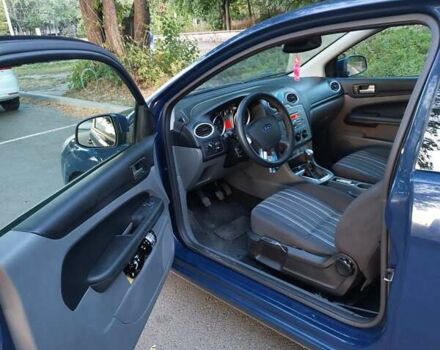 Синий Форд Фокус, объемом двигателя 1.6 л и пробегом 352 тыс. км за 4400 $, фото 10 на Automoto.ua