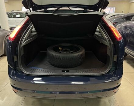 Синій Форд Фокус, об'ємом двигуна 2 л та пробігом 171 тис. км за 6300 $, фото 2 на Automoto.ua