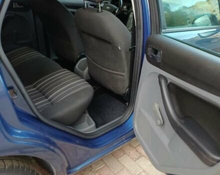 Форд Фокус 2008 у Калуше на Automoto.ua Синій Форд Фокус, об'ємом двигуна 1.6 л та пробігом 235 тис. км за 5400 $, фото 7 на Automoto.ua