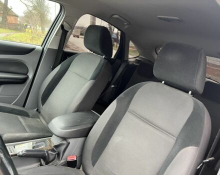 Синий Форд Фокус, объемом двигателя 1.8 л и пробегом 165 тыс. км за 4450 $, фото 1 на Automoto.ua