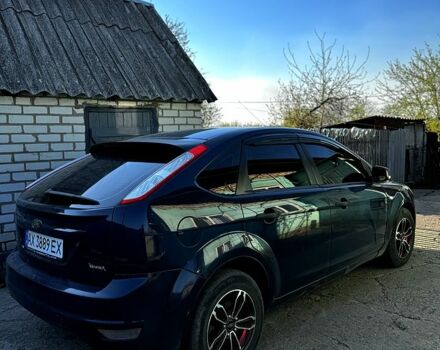 Синій Форд Фокус, об'ємом двигуна 1.4 л та пробігом 169 тис. км за 5300 $, фото 1 на Automoto.ua