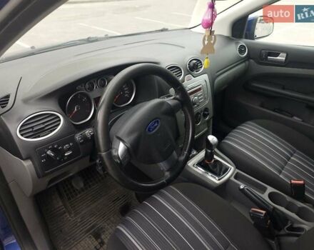 Синій Форд Фокус, об'ємом двигуна 1.6 л та пробігом 307 тис. км за 4700 $, фото 23 на Automoto.ua