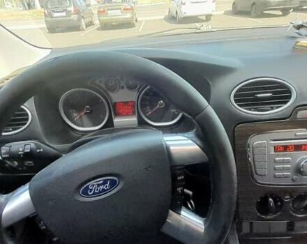 Синий Форд Фокус, объемом двигателя 2 л и пробегом 170 тыс. км за 6100 $, фото 14 на Automoto.ua