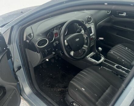 Синій Форд Фокус, об'ємом двигуна 1.8 л та пробігом 335 тис. км за 2300 $, фото 7 на Automoto.ua