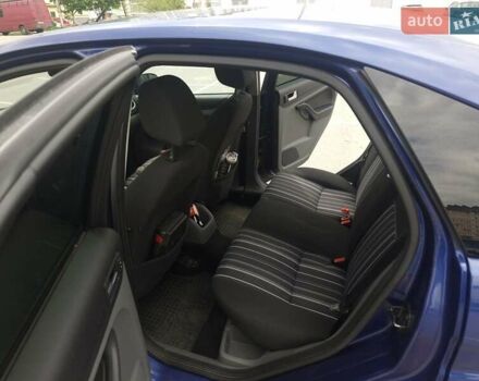 Синій Форд Фокус, об'ємом двигуна 1.6 л та пробігом 307 тис. км за 4700 $, фото 35 на Automoto.ua