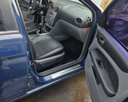 Синій Форд Фокус, об'ємом двигуна 1.39 л та пробігом 184 тис. км за 4700 $, фото 17 на Automoto.ua