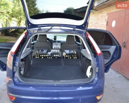 Синій Форд Фокус, об'ємом двигуна 1.39 л та пробігом 254 тис. км за 4950 $, фото 9 на Automoto.ua