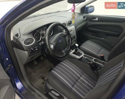 Синій Форд Фокус, об'ємом двигуна 1.6 л та пробігом 307 тис. км за 4700 $, фото 24 на Automoto.ua