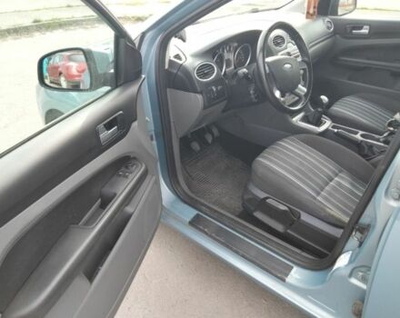 Синій Форд Фокус, об'ємом двигуна 1.6 л та пробігом 250 тис. км за 4700 $, фото 5 на Automoto.ua