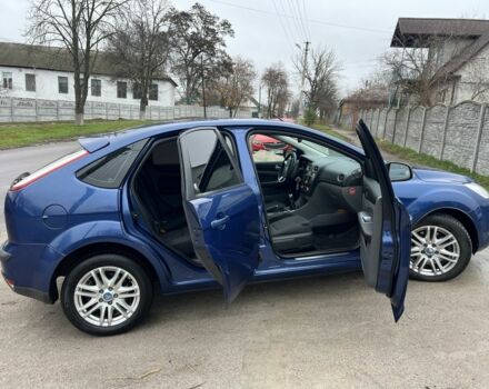 Синий Форд Фокус, объемом двигателя 1.8 л и пробегом 165 тыс. км за 4450 $, фото 7 на Automoto.ua