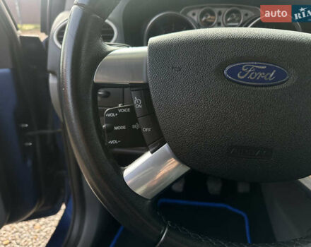 Синий Форд Фокус, объемом двигателя 1.8 л и пробегом 228 тыс. км за 6000 $, фото 30 на Automoto.ua