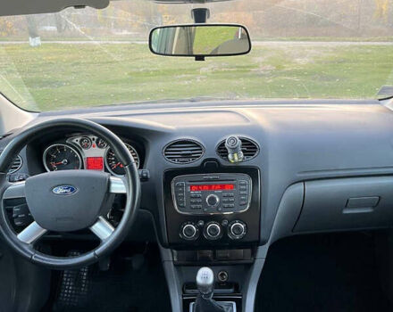 Синий Форд Фокус, объемом двигателя 1.6 л и пробегом 125 тыс. км за 5500 $, фото 11 на Automoto.ua