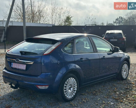 Синий Форд Фокус, объемом двигателя 1.8 л и пробегом 228 тыс. км за 6000 $, фото 19 на Automoto.ua