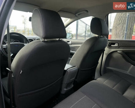 Синий Форд Фокус, объемом двигателя 1.8 л и пробегом 228 тыс. км за 6000 $, фото 36 на Automoto.ua