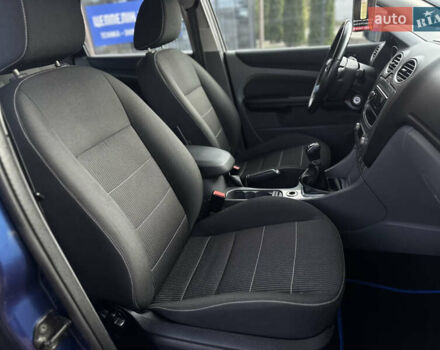 Синий Форд Фокус, объемом двигателя 1.8 л и пробегом 228 тыс. км за 6000 $, фото 47 на Automoto.ua