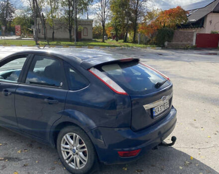 Синий Форд Фокус, объемом двигателя 2 л и пробегом 260 тыс. км за 5500 $, фото 1 на Automoto.ua