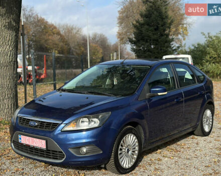Синий Форд Фокус, объемом двигателя 1.8 л и пробегом 228 тыс. км за 6000 $, фото 8 на Automoto.ua
