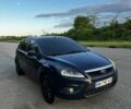 Синий Форд Фокус, объемом двигателя 2 л и пробегом 225 тыс. км за 5500 $, фото 1 на Automoto.ua