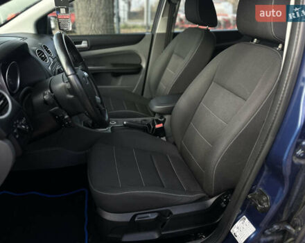 Синий Форд Фокус, объемом двигателя 1.8 л и пробегом 228 тыс. км за 6000 $, фото 28 на Automoto.ua