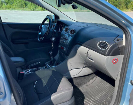 Синій Форд Фокус, об'ємом двигуна 1.56 л та пробігом 274 тис. км за 5950 $, фото 17 на Automoto.ua