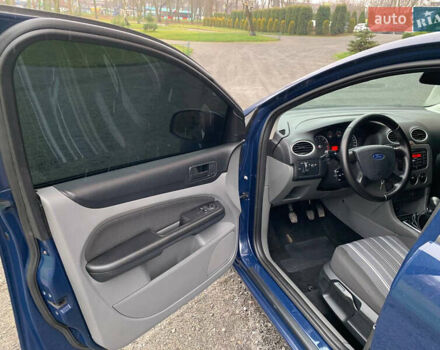 Синий Форд Фокус, объемом двигателя 1.4 л и пробегом 195 тыс. км за 4600 $, фото 29 на Automoto.ua