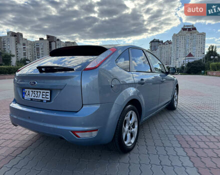 Синий Форд Фокус, объемом двигателя 1.6 л и пробегом 294 тыс. км за 5350 $, фото 2 на Automoto.ua