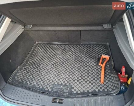 Синий Форд Фокус, объемом двигателя 1.6 л и пробегом 165 тыс. км за 6100 $, фото 5 на Automoto.ua