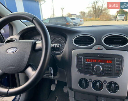 Синий Форд Фокус, объемом двигателя 1.4 л и пробегом 195 тыс. км за 4999 $, фото 22 на Automoto.ua
