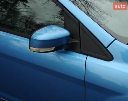 Синій Форд Фокус, об'ємом двигуна 2 л та пробігом 108 тис. км за 8500 $, фото 25 на Automoto.ua