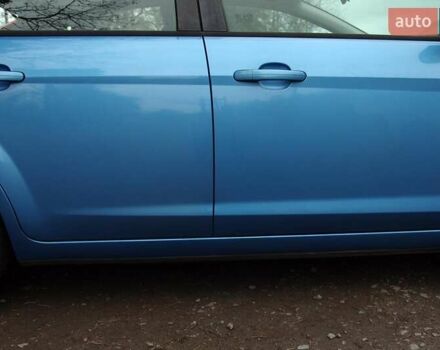 Синій Форд Фокус, об'ємом двигуна 2 л та пробігом 108 тис. км за 8500 $, фото 22 на Automoto.ua