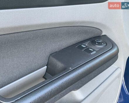 Синий Форд Фокус, объемом двигателя 1.4 л и пробегом 195 тыс. км за 4999 $, фото 26 на Automoto.ua