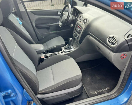 Синій Форд Фокус, об'ємом двигуна 2 л та пробігом 208 тис. км за 6800 $, фото 12 на Automoto.ua