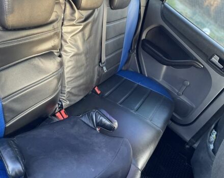 Синий Форд Фокус, объемом двигателя 1.4 л и пробегом 200 тыс. км за 4900 $, фото 10 на Automoto.ua