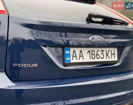 Синий Форд Фокус, объемом двигателя 1.4 л и пробегом 195 тыс. км за 4600 $, фото 9 на Automoto.ua