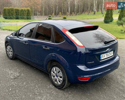 Синий Форд Фокус, объемом двигателя 1.4 л и пробегом 195 тыс. км за 4600 $, фото 5 на Automoto.ua