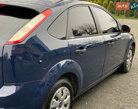 Синий Форд Фокус, объемом двигателя 1.4 л и пробегом 195 тыс. км за 4600 $, фото 16 на Automoto.ua