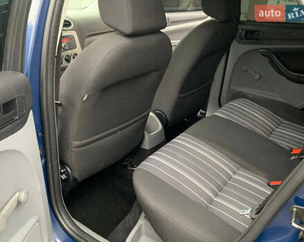 Синий Форд Фокус, объемом двигателя 1.4 л и пробегом 195 тыс. км за 4600 $, фото 35 на Automoto.ua