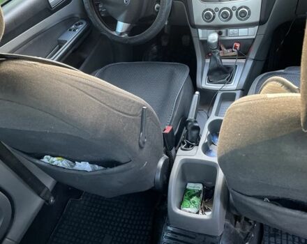 Синий Форд Фокус, объемом двигателя 1.4 л и пробегом 200 тыс. км за 4900 $, фото 7 на Automoto.ua