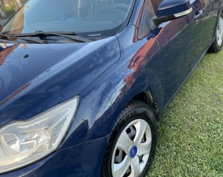 Синий Форд Фокус, объемом двигателя 1.4 л и пробегом 200 тыс. км за 4900 $, фото 2 на Automoto.ua