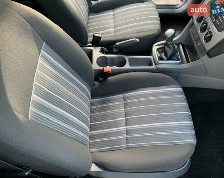 Синий Форд Фокус, объемом двигателя 1.4 л и пробегом 195 тыс. км за 4999 $, фото 23 на Automoto.ua