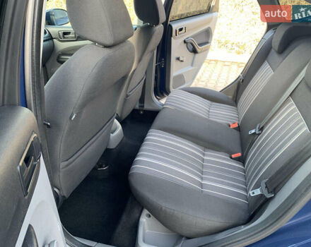 Синий Форд Фокус, объемом двигателя 1.4 л и пробегом 195 тыс. км за 4999 $, фото 28 на Automoto.ua