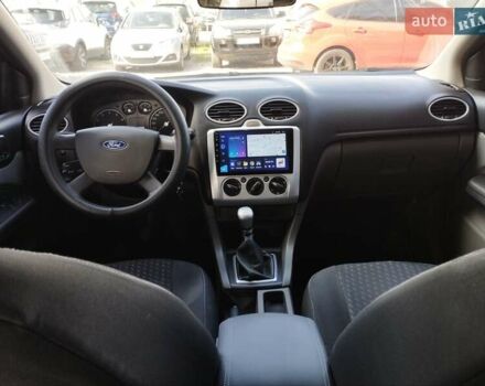 Синий Форд Фокус, объемом двигателя 1.39 л и пробегом 149 тыс. км за 6200 $, фото 2 на Automoto.ua