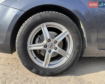 Синий Форд Фокус, объемом двигателя 1.4 л и пробегом 220 тыс. км за 5500 $, фото 19 на Automoto.ua