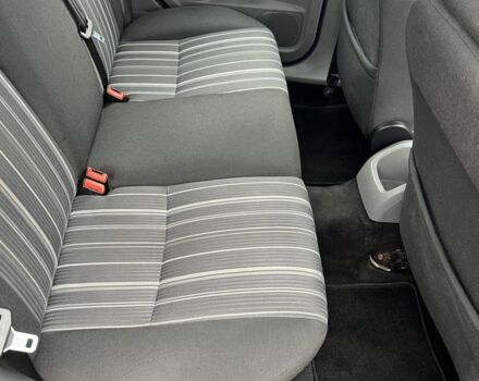 Синий Форд Фокус, объемом двигателя 1.4 л и пробегом 300 тыс. км за 3999 $, фото 6 на Automoto.ua