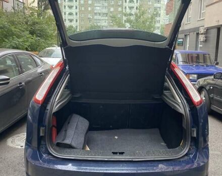 Синій Форд Фокус, об'ємом двигуна 1.39 л та пробігом 111 тис. км за 6000 $, фото 8 на Automoto.ua