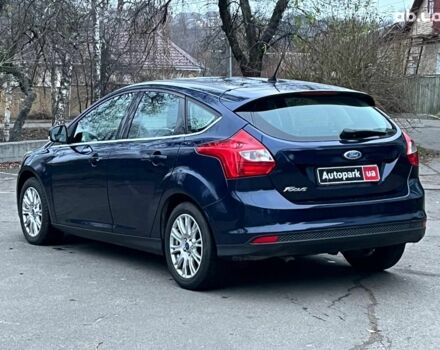 Синій Форд Фокус, об'ємом двигуна 1.6 л та пробігом 258 тис. км за 7990 $, фото 5 на Automoto.ua