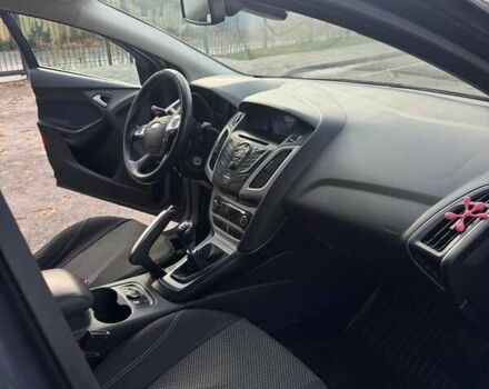 Синий Форд Фокус, объемом двигателя 1.6 л и пробегом 240 тыс. км за 7000 $, фото 11 на Automoto.ua