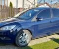 Синий Форд Фокус, объемом двигателя 1.6 л и пробегом 370 тыс. км за 6000 $, фото 1 на Automoto.ua